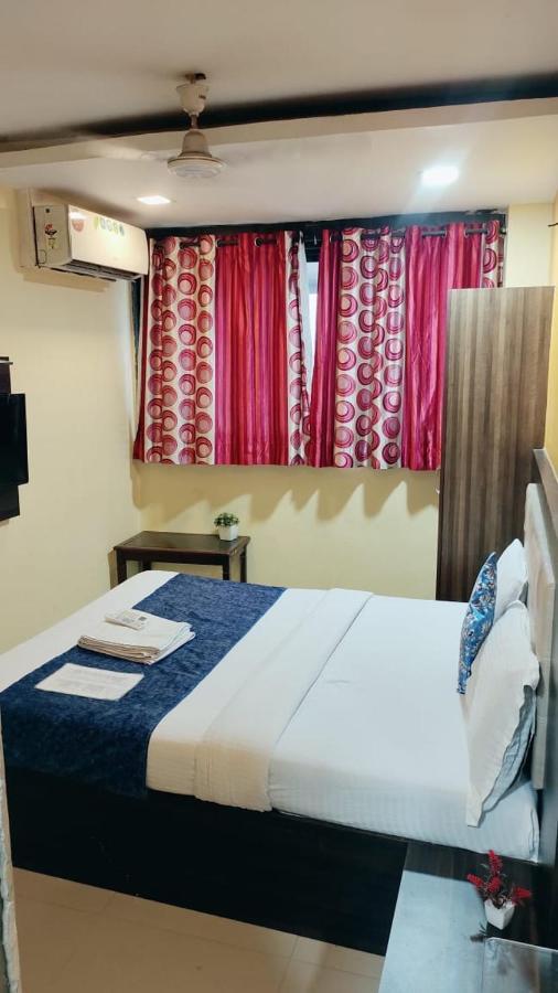 Hotel Golden Galaxy - Santacruz East Mumbai Eksteriør bilde