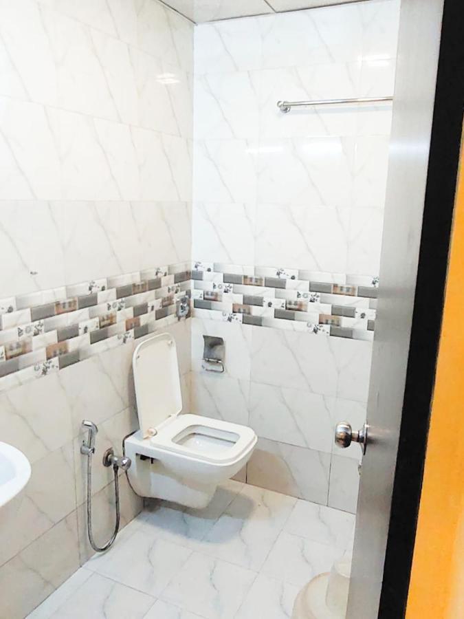 Hotel Golden Galaxy - Santacruz East Mumbai Eksteriør bilde
