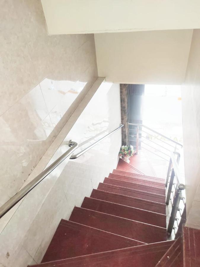 Hotel Golden Galaxy - Santacruz East Mumbai Eksteriør bilde